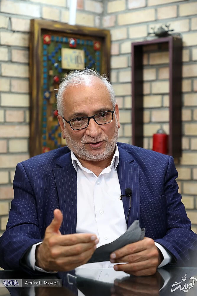 مرعشی: بین قالیباف و رئیسی، شکاف زیادیست/احمدی نژاد انتخاب رهبری نبود